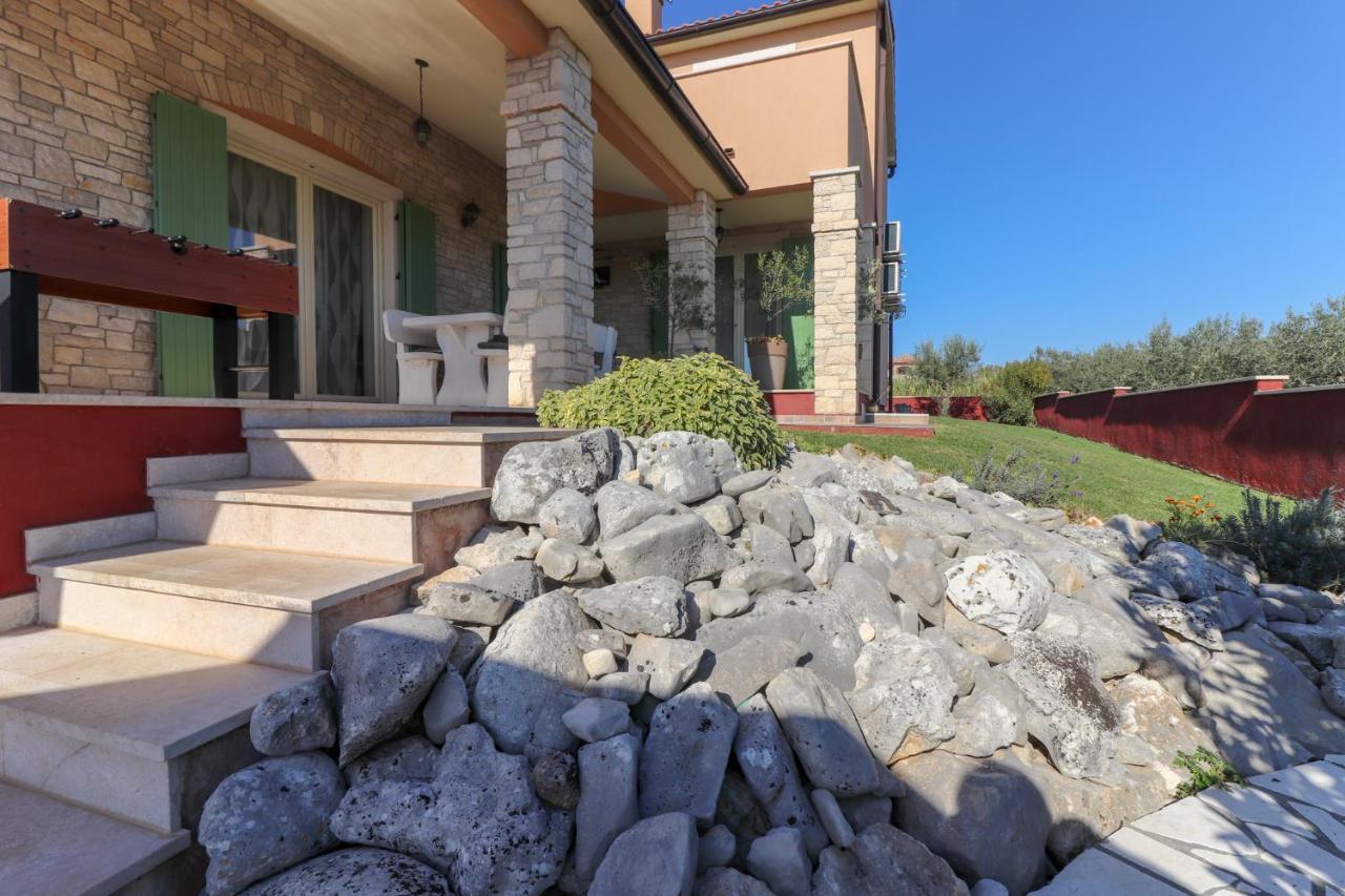 Villa Nona Marija Sveti Lovreč Pazenatički Exterior foto